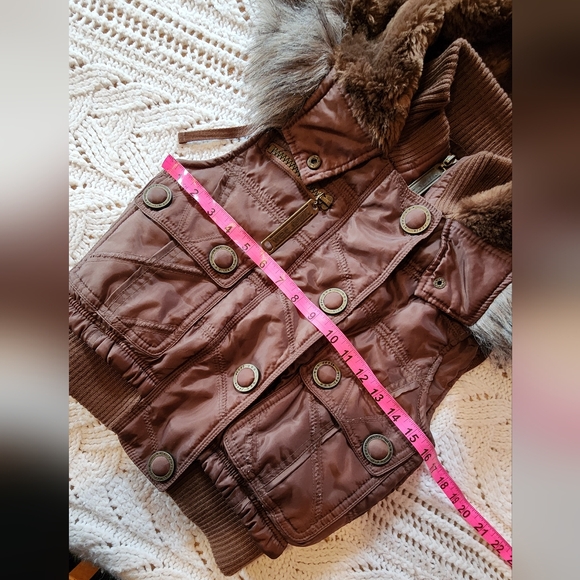 *SOLD* Deadstock Original Tags Wet Seal Brown Faux Fur Hooded Vest - Picture 2 of 9